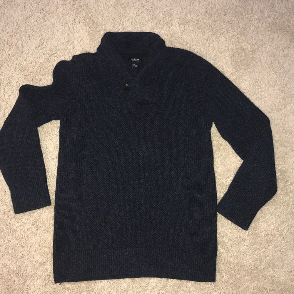 Men’s Alfani Pullover sweater